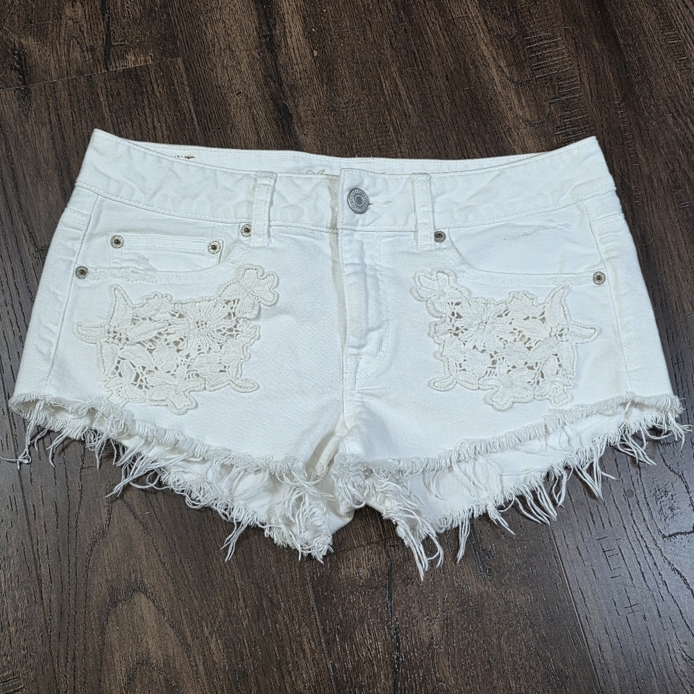 American Eagle White Floral Embroidered Denim Shorts